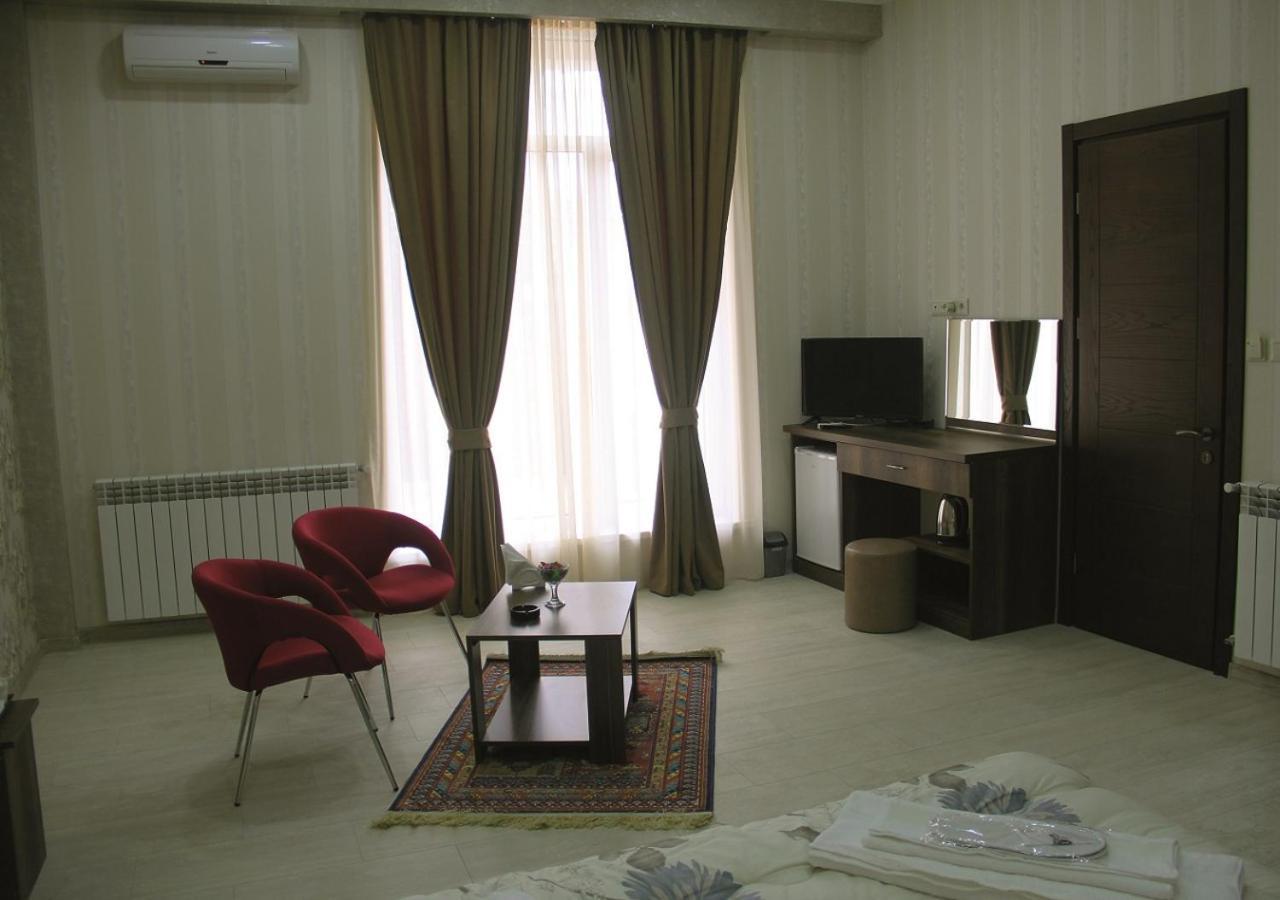 Moon Light Hotel Tbilisi Exterior photo