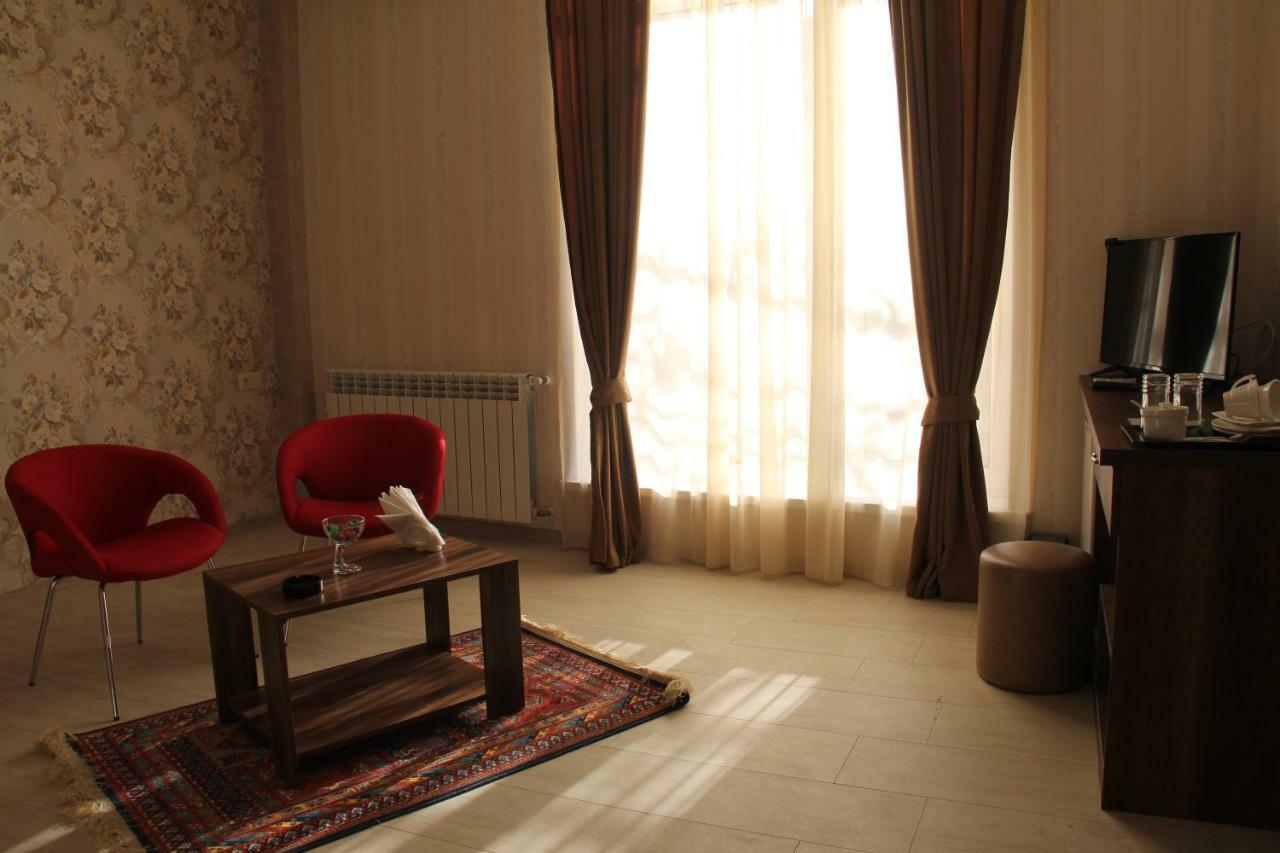 Moon Light Hotel Tbilisi Exterior photo